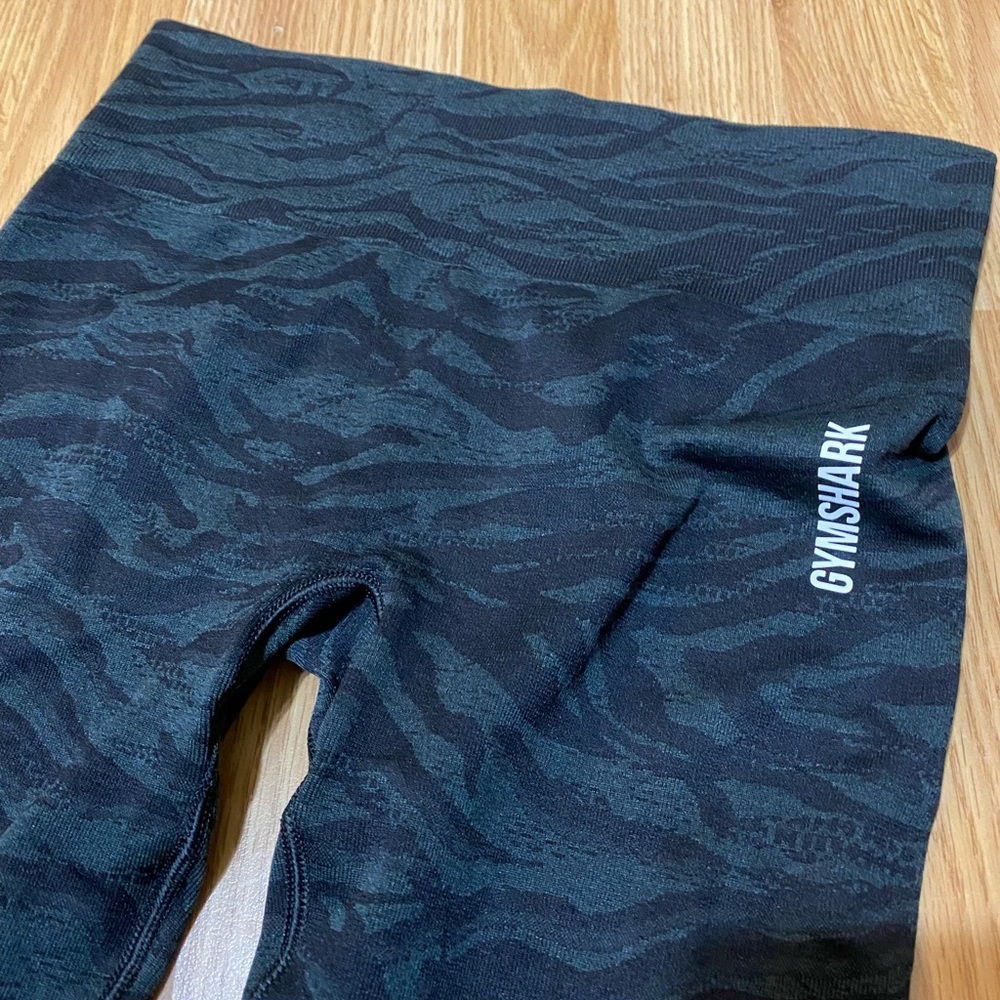 Gymshark Women’s Adapt Animal Seamless Leggings